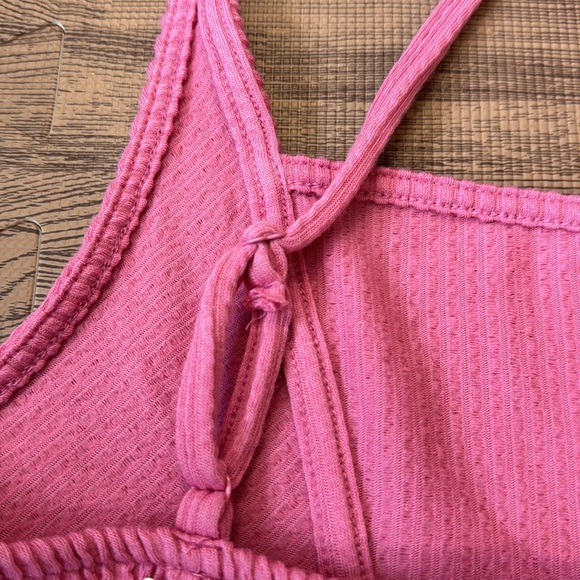 URBAN OUTFITTERS PINK TANK TOP SIZE SMALL *NEW WITH TAGS* - Picture 3 of 4
